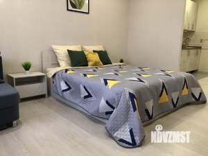 Студия квартира, посуточно, 38м2, 4/15 этаж