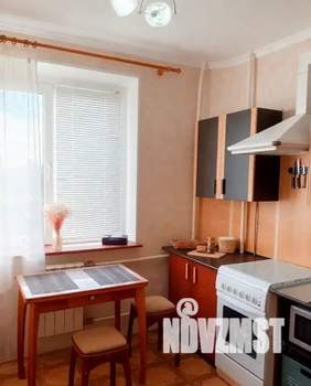 1-к квартира, посуточно, 34м2, 4/9 этаж