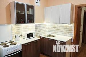 1-к квартира, посуточно, 36м2, 5/17 этаж