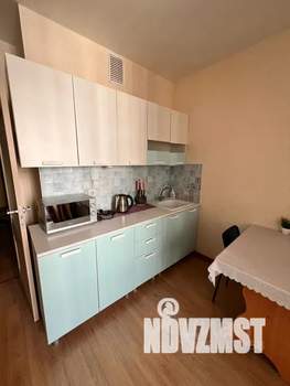 Студия квартира, посуточно, 30м2, 4/10 этаж