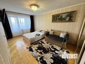 1-к квартира, посуточно, 38м2, 1/9 этаж