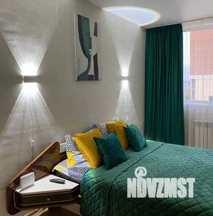 1-к квартира, посуточно, 44м2, 8/10 этаж