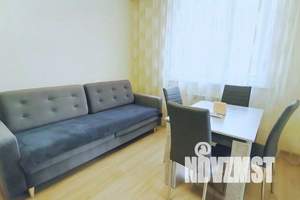 1-к квартира, посуточно, 40м2, 5/8 этаж