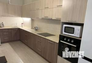 1-к квартира, посуточно, 38м2, 6/18 этаж