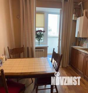 1-к квартира, посуточно, 40м2, 5/9 этаж