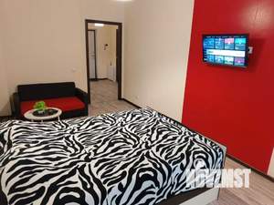 1-к квартира, посуточно, 43м2, 11/18 этаж