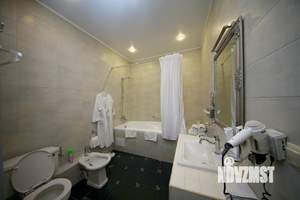 2-к квартира, посуточно, 95м2, 1/1 этаж