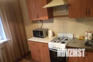 1-к квартира, посуточно, 44м2, 1/9 этаж