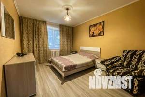 2-к квартира, посуточно, 65м2, 1/10 этаж