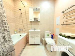 1-к квартира, посуточно, 38м2, 6/18 этаж