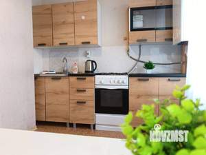 1-к квартира, посуточно, 38м2, 4/10 этаж