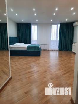 Студия квартира, посуточно, 44м2, 18/18 этаж