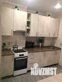 Студия квартира, посуточно, 37м2, 4/15 этаж