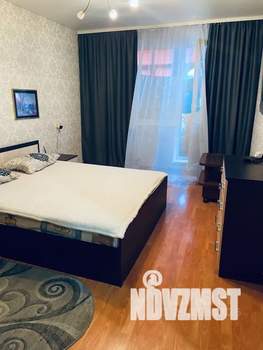 1-к квартира, посуточно, 37м2, 4/9 этаж