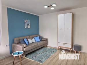 Студия квартира, посуточно, 35м2, 1/5 этаж