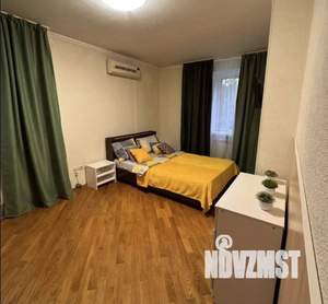 1-к квартира, посуточно, 49м2, 1/1 этаж