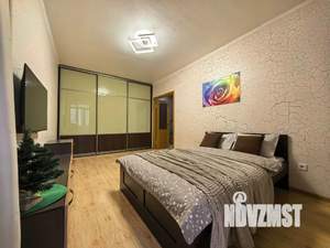 1-к квартира, посуточно, 43м2, 5/17 этаж