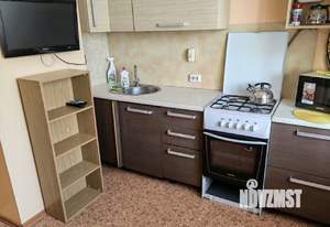 1-к квартира, посуточно, 37м2, 6/9 этаж