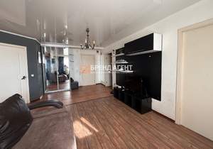 2-к квартира, вторичка, 63м2, 7/9 этаж