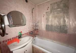 2-к квартира, вторичка, 38м2, 1/9 этаж