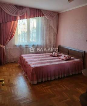 3-к квартира, вторичка, 73м2, 8/9 этаж