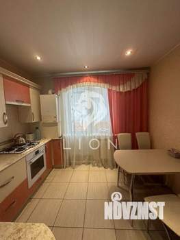 2-к квартира, вторичка, 52м2, 10/10 этаж