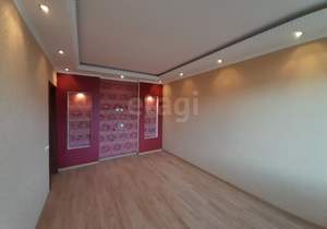 4-к квартира, вторичка, 74м2, 9/10 этаж