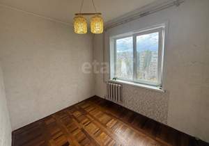 4-к квартира, вторичка, 74м2, 9/9 этаж