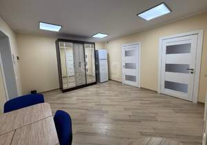 2-к квартира, вторичка, 55м2, 1/6 этаж