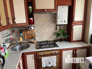 2-к квартира, вторичка, 42м2, 3/5 этаж