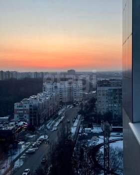 2-к квартира, вторичка, 72м2, 10/16 этаж