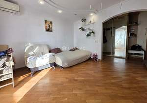 2-к квартира, вторичка, 63м2, 10/10 этаж