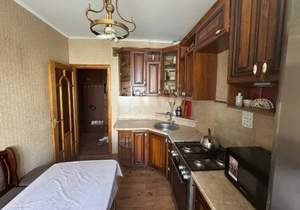 3-к квартира, вторичка, 60м2, 6/10 этаж