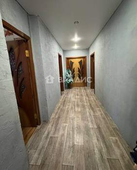 4-к квартира, вторичка, 76м2, 1/9 этаж