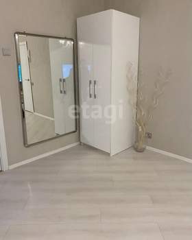 2-к квартира, вторичка, 70м2, 9/15 этаж