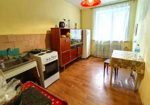 4-к квартира, вторичка, 76м2, 1/12 этаж
