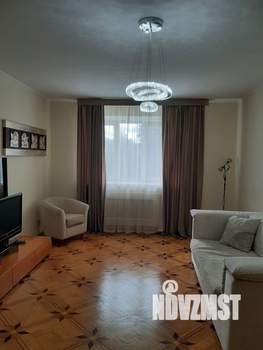 3-к квартира, вторичка, 113м2, 2/10 этаж