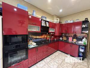 3-к квартира, вторичка, 104м2, 2/4 этаж