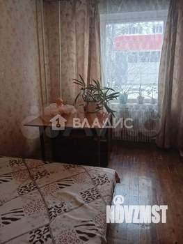 4-к квартира, вторичка, 74м2, 1/9 этаж