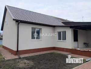 2-к квартира, вторичка, 61м2, 1/1 этаж