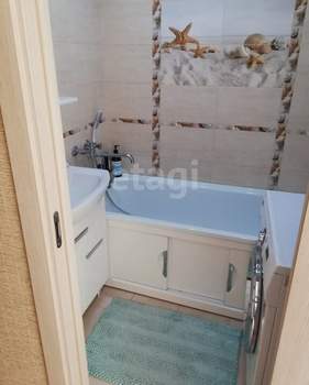 2-к квартира, вторичка, 45м2, 9/9 этаж