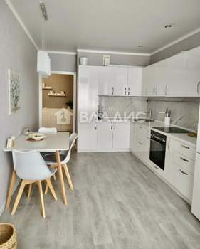 2-к квартира, вторичка, 53м2, 14/18 этаж