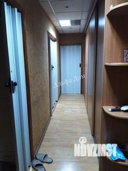3-к квартира, вторичка, 68м2, 2/15 этаж