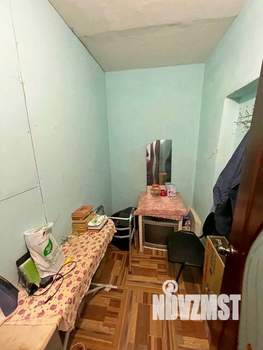 2-к квартира, вторичка, 43м2, 1/4 этаж