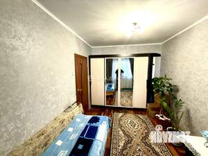 3-к квартира, вторичка, 60м2, 6/9 этаж