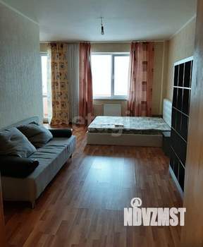 Студия квартира, вторичка, 64м2, 4/15 этаж
