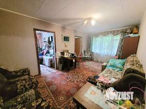 4-к квартира, вторичка, 61м2, 1/5 этаж