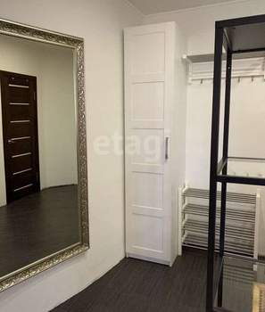 3-к квартира, вторичка, 64м2, 9/9 этаж