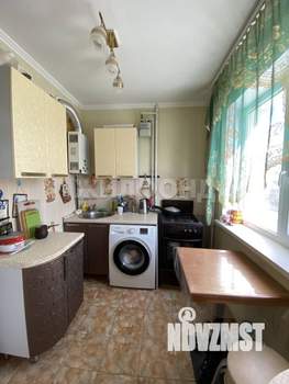 2-к квартира, вторичка, 43м2, 3/5 этаж