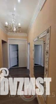 3-к квартира, вторичка, 72м2, 1/2 этаж